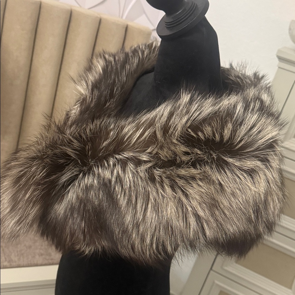 Saga fox fur wrap collar shawl